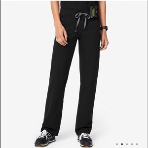 FIGS black scrub bottoms in extra small
